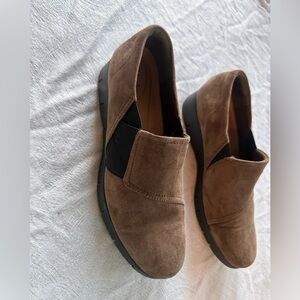 Clarks Women's Brown Suede Slip-On Sneakers
